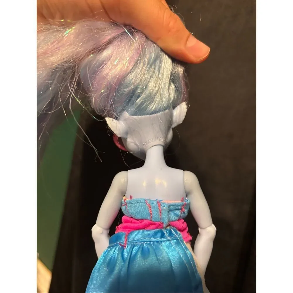 Monster High G3 Abbey Bominable Doll with Pet Mammoth, Sunglasses & Accessories